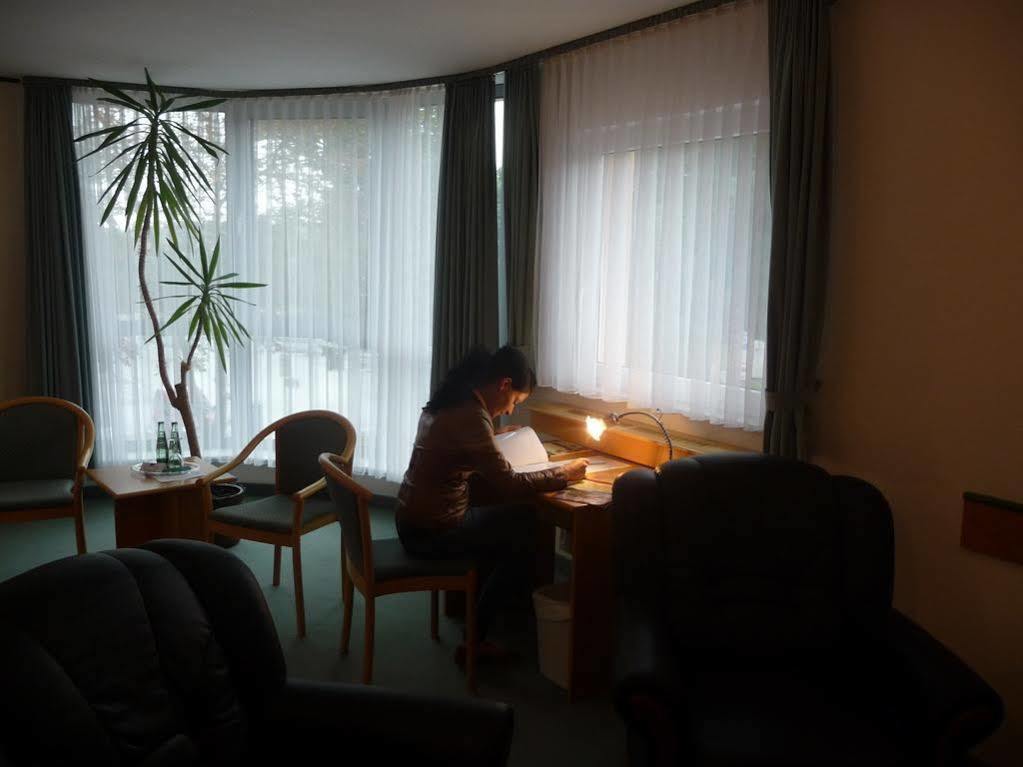 Hotel Stadt Naumburg Наумбург Екстериор снимка